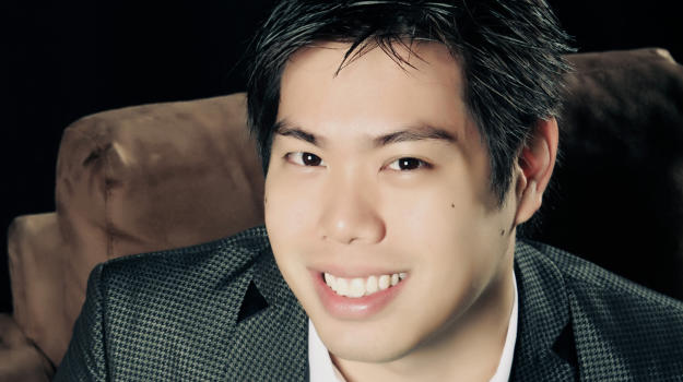 una persona con traje